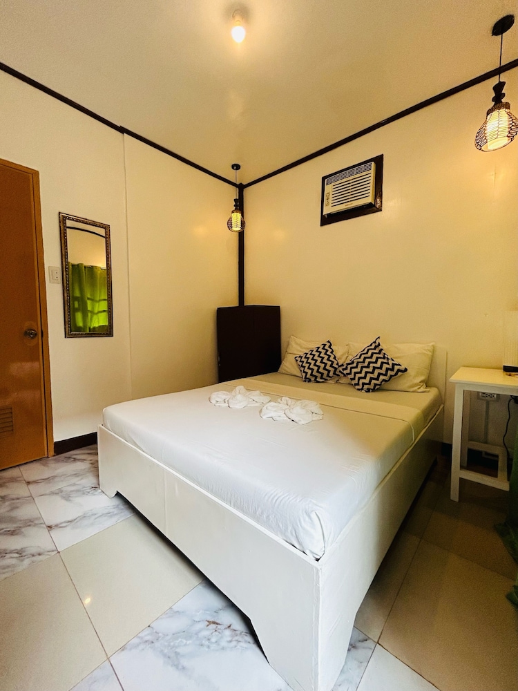 Standard Double Room - Photo 5