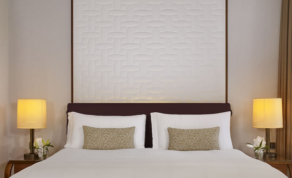 Premium Suite, 1 King Bed
