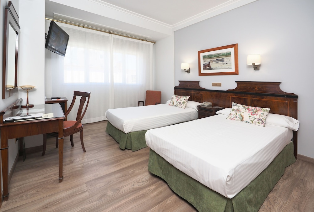 Superior Double Room, Balcony - Photo 1