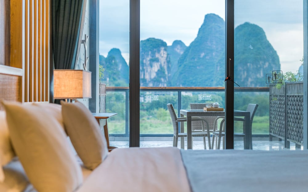Premium Double Room With Terrace,1 Bedroom,Mountain View
