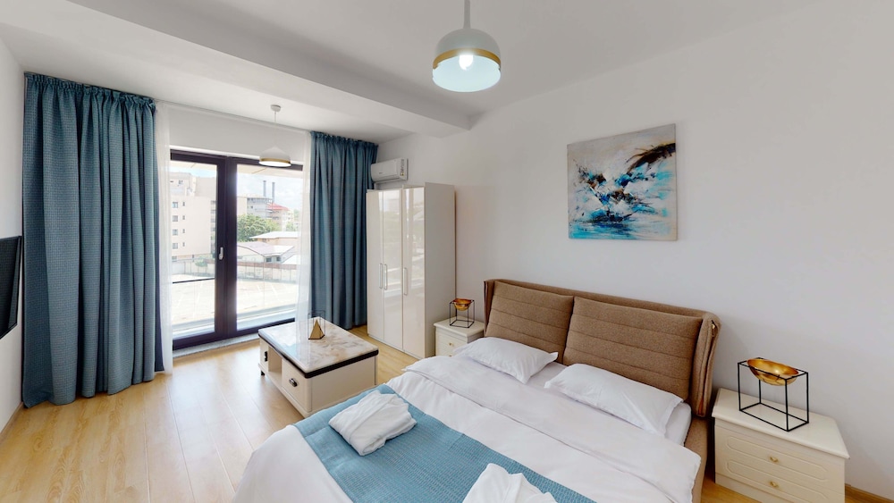 Junior Apartment (King) photo 2
