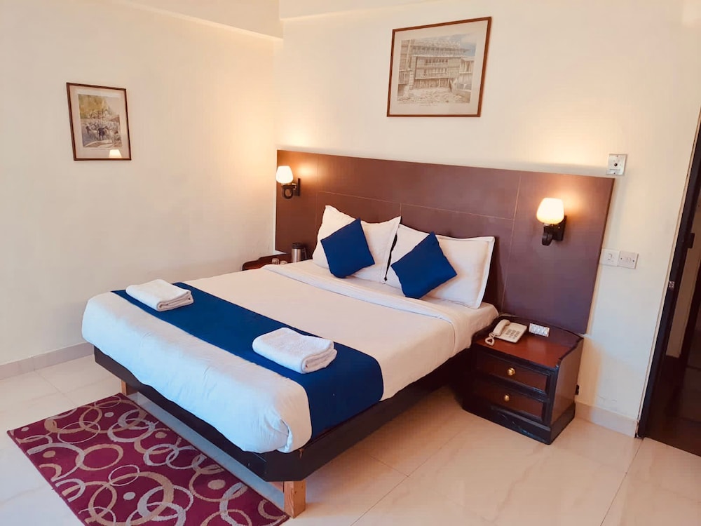 Deluxe Room - Photo 1