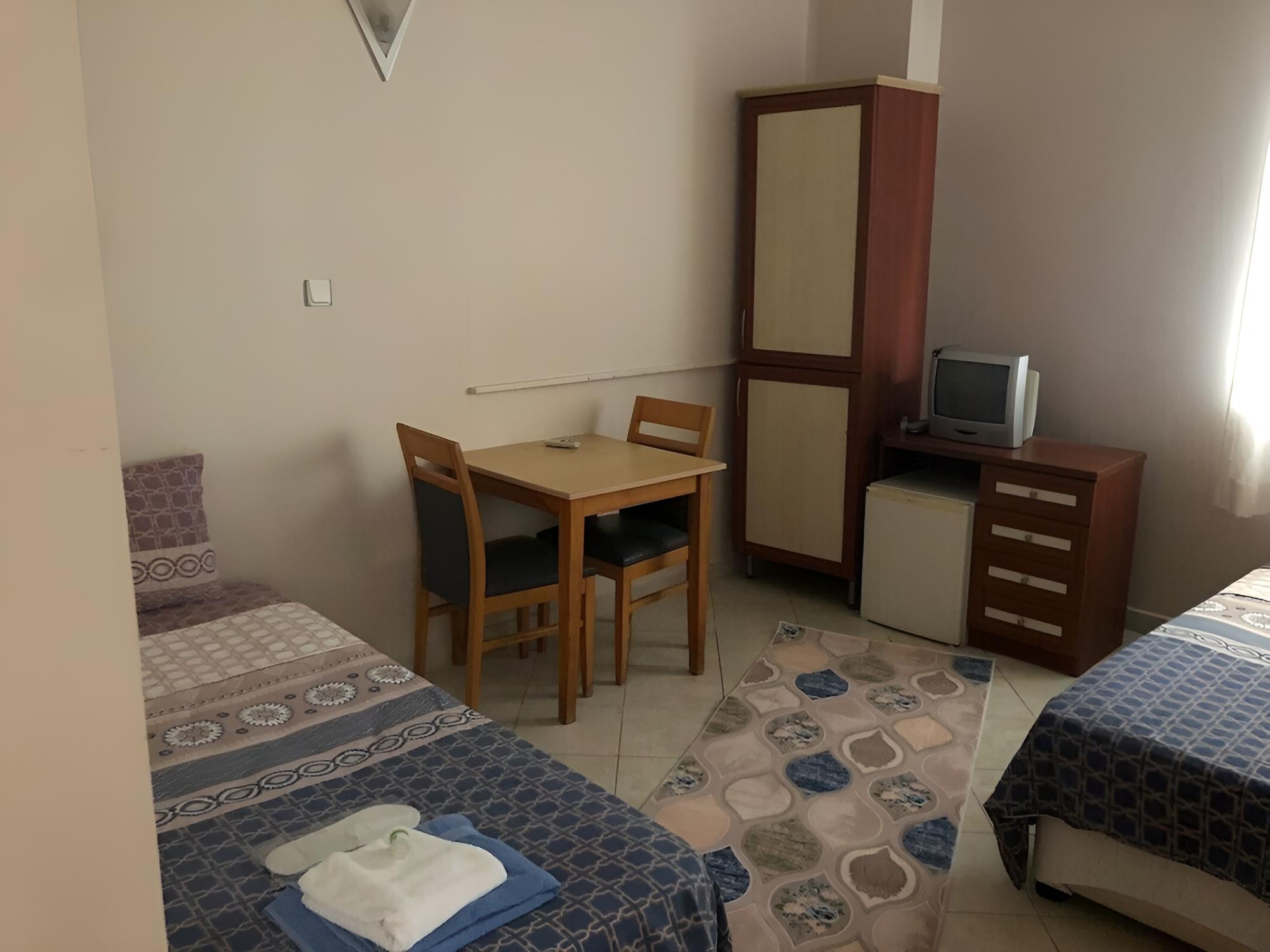 Double or Twin Room photo 2