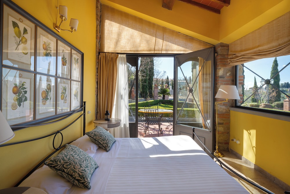 Deluxe Room, 1 Bedroom, Garden View photo 1