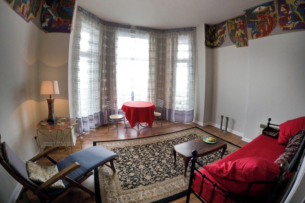 Apartment photo 1