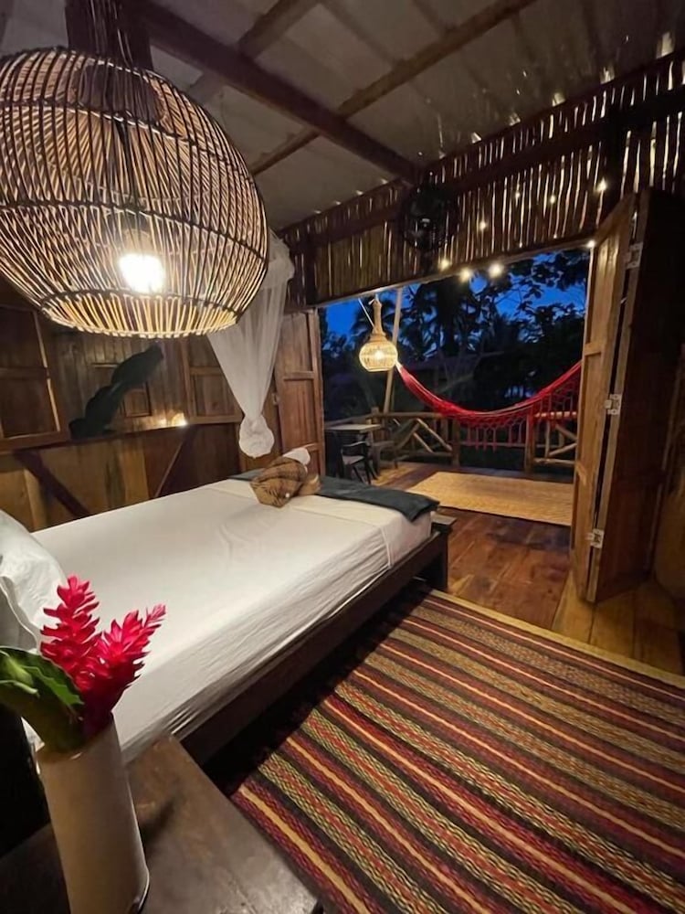 Deluxe Bungalow