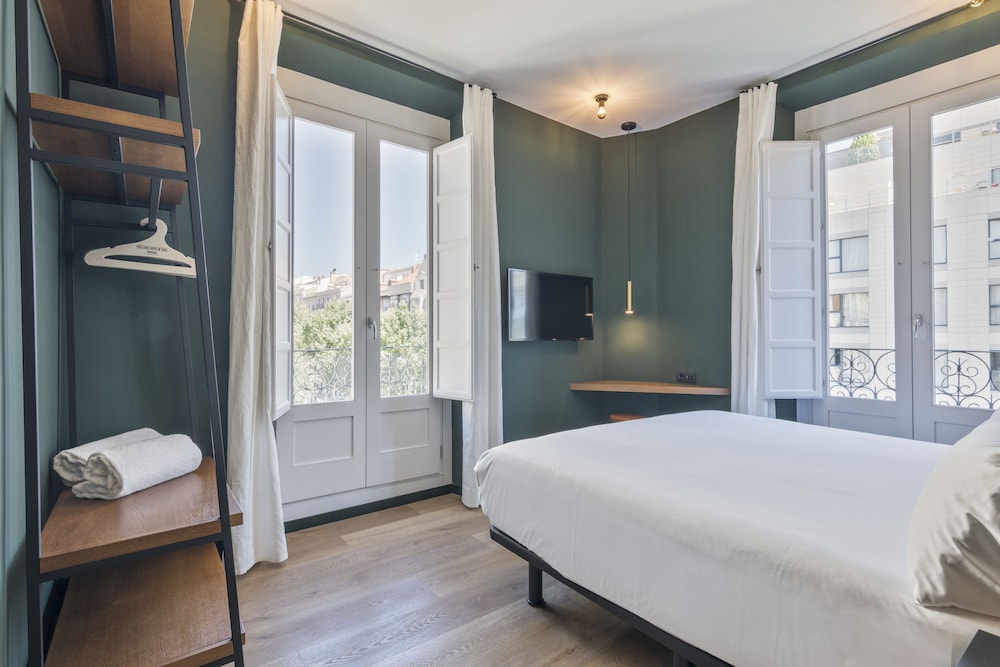 Premium Double Room photo 3