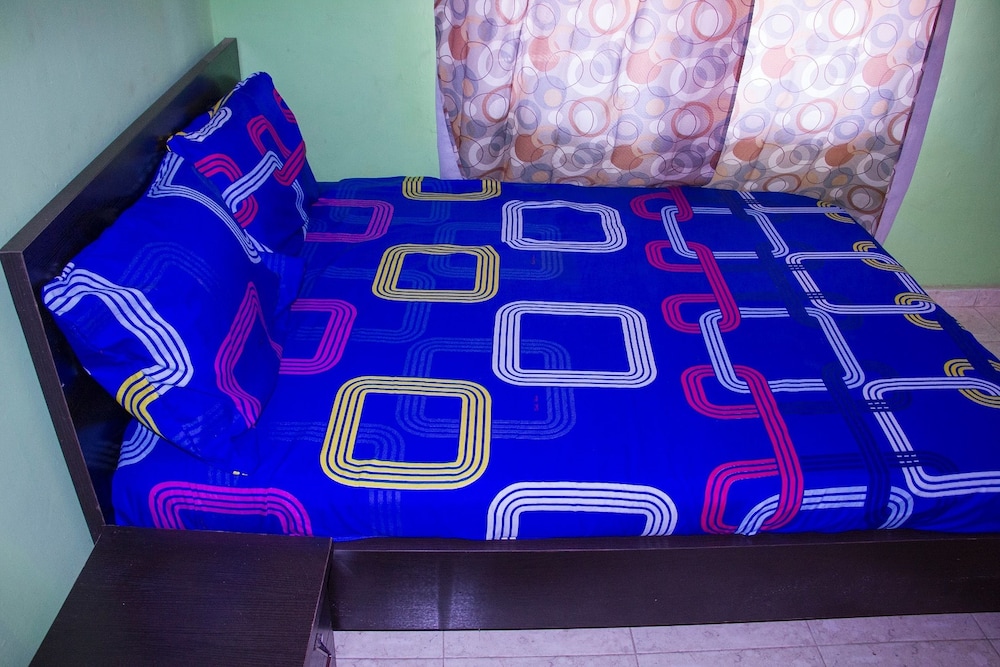 Basic Single Room, 1 Twin Bed photo 2