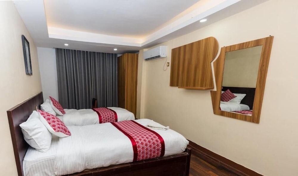 Deluxe Room - Photo 4