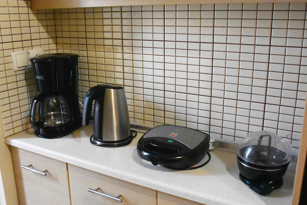 City Apartment, 3 Bedrooms, Non Smoking, Kitchen (A1) photo 3