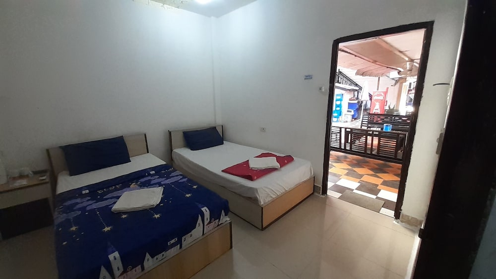 Basic Twin Room