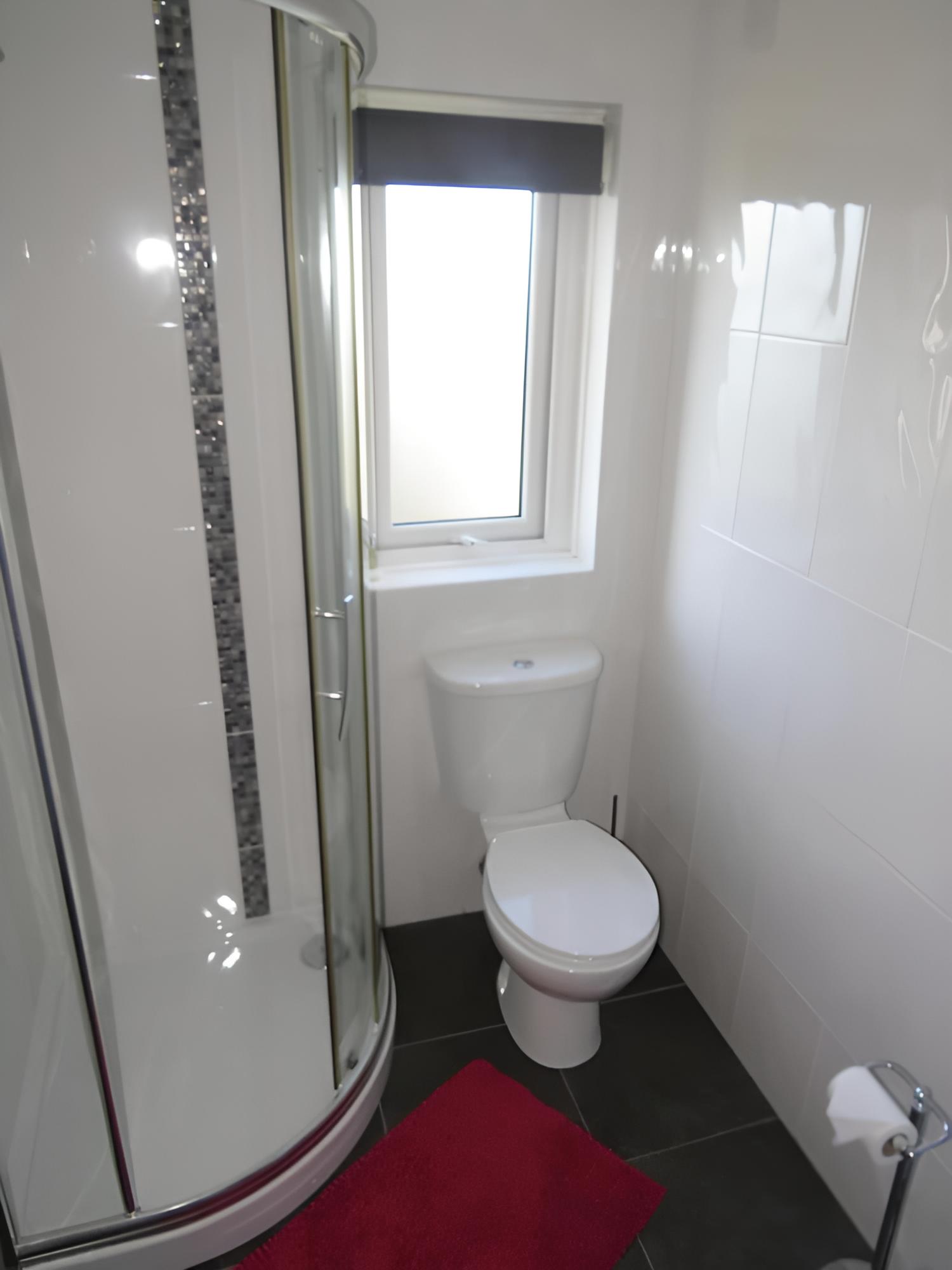Double Room, Ensuite (with Extra Bed - Room 1) photo 1