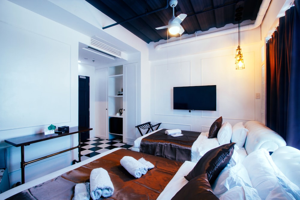 Premier Room