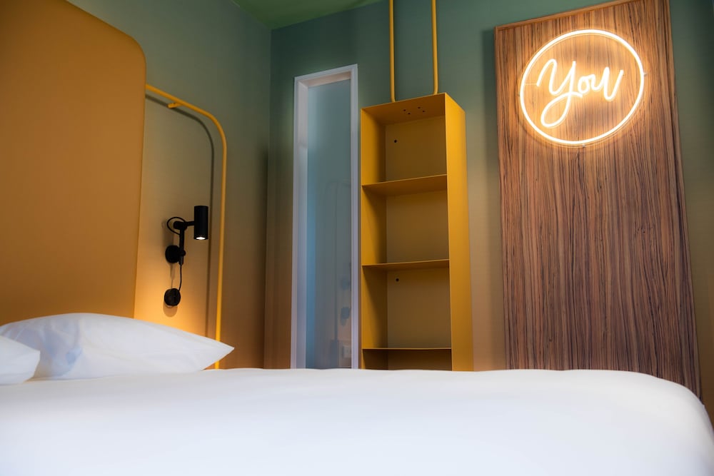 Double Room - Photo 7