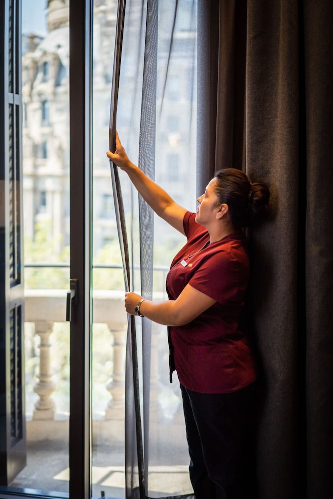 Suite, 1 King Bed (Barcelona)