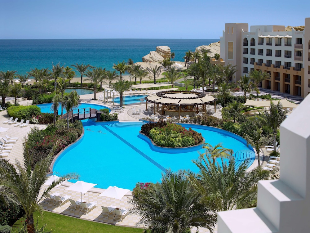 Suite (Al Waha Speciality)