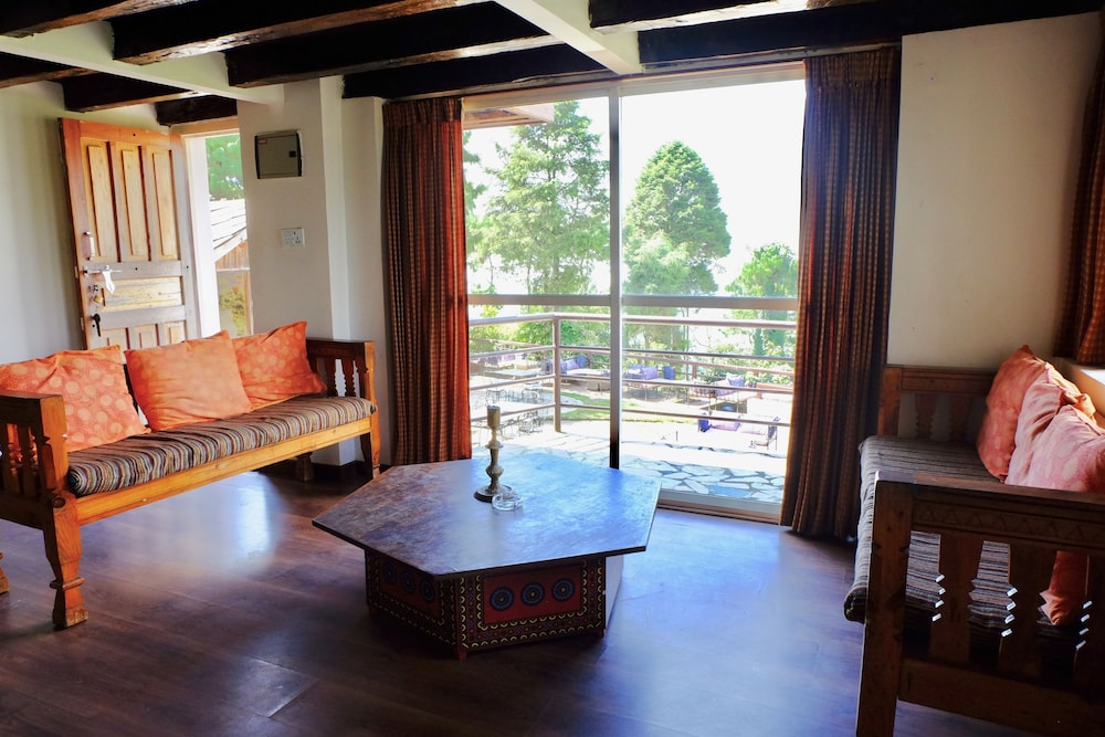 Suite, Balcony, Mountain View photo 2