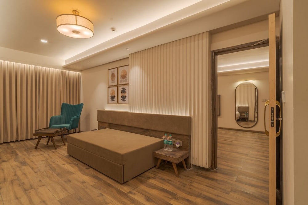 Club Room photo 2