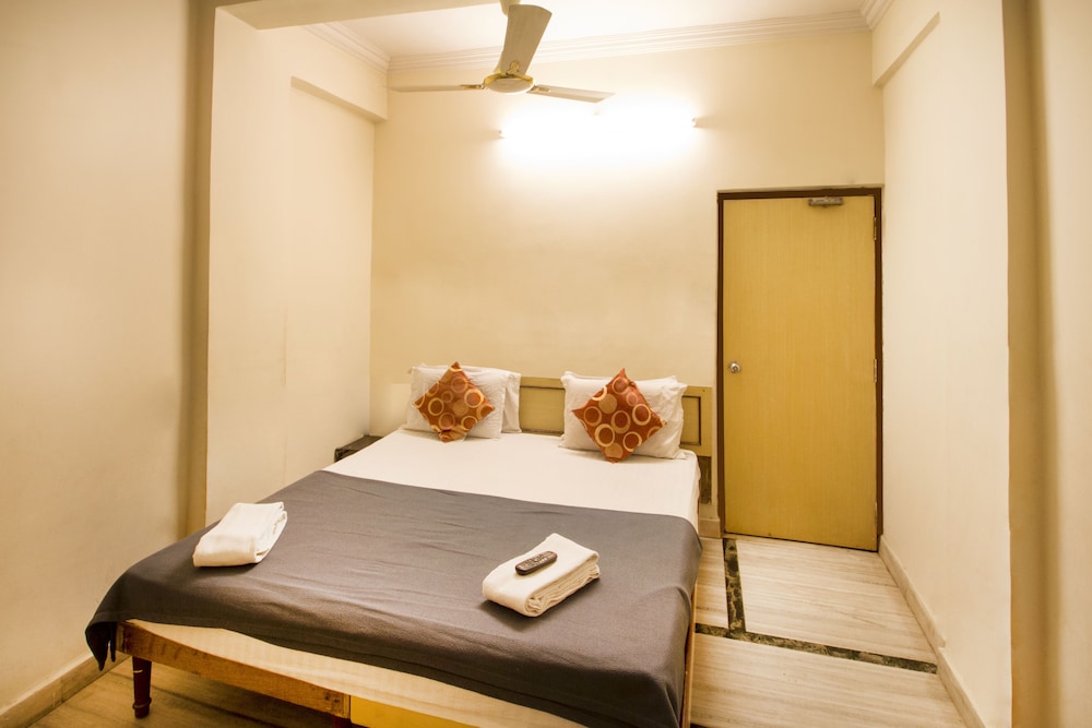 Comfort Double Room, Smoking, City View