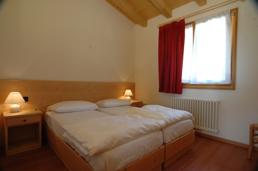 Standard Chalet, Multiple Beds, Mountain View photo 1