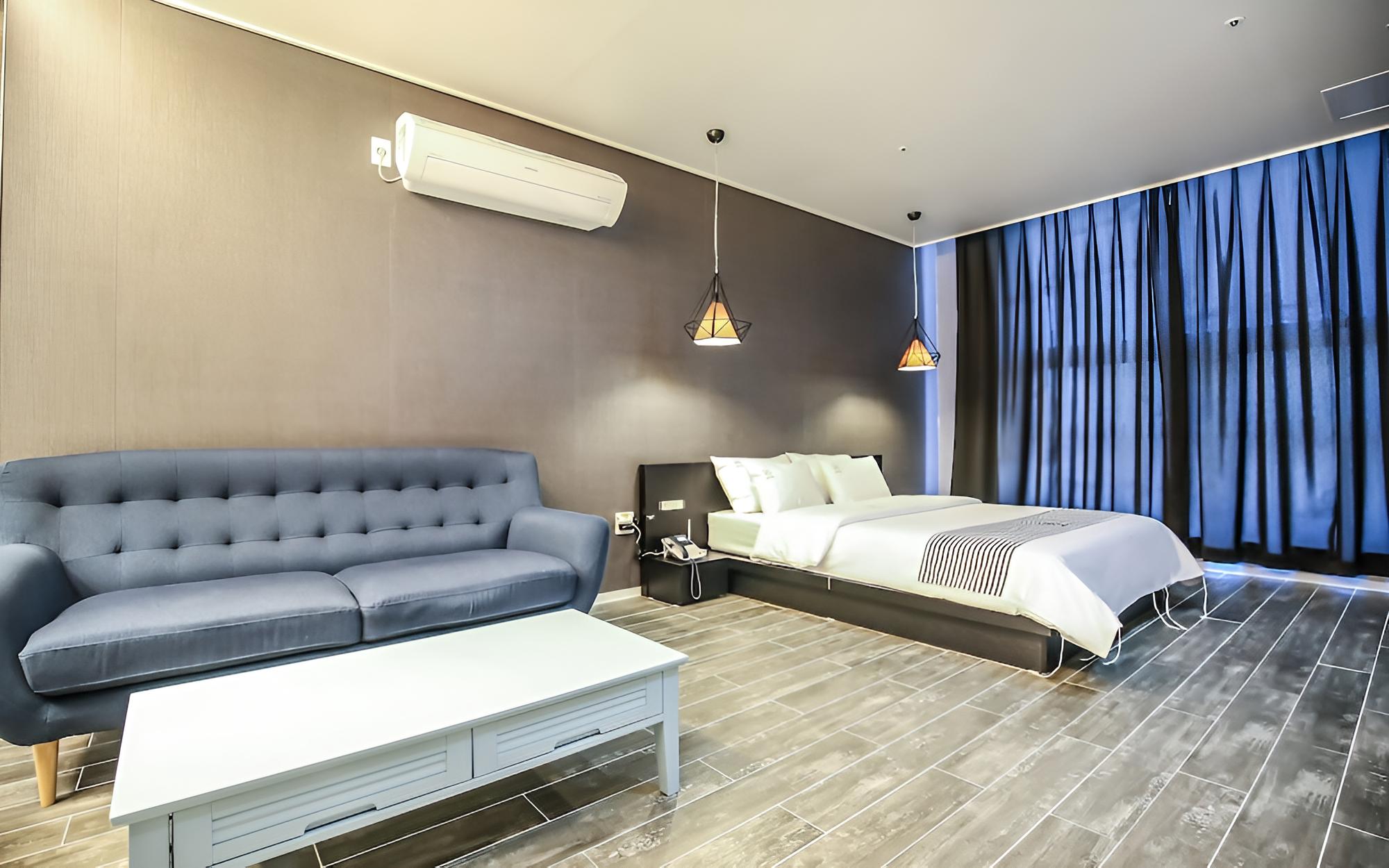 Room (Special Room) - Photo 9