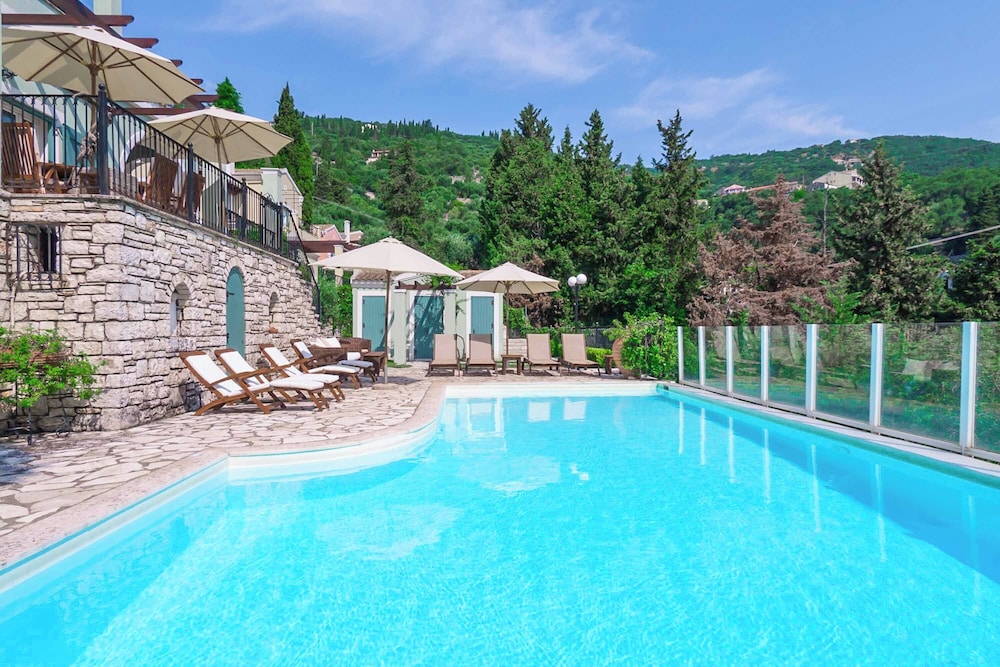 Villa (4 Bedrooms)