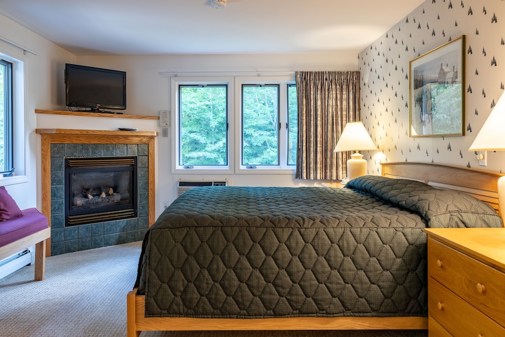 Premium Condo, 2 Bedrooms, Kitchen