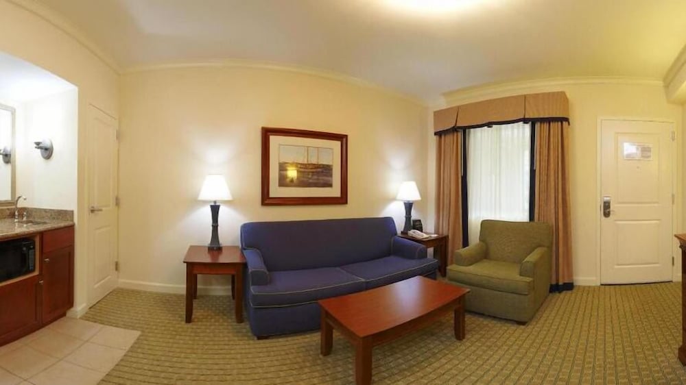 Suite, 1 Bedroom, Accessible (Communications, Accessible Tub) photo 2
