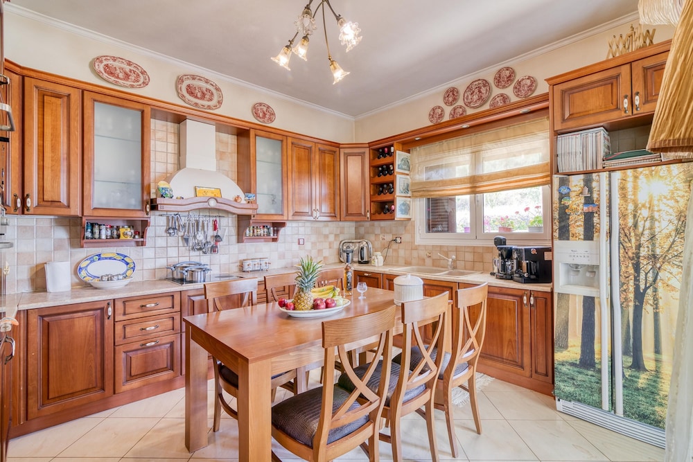 Family Villa, 5 Bedrooms (Villa Virginia With Private Pool) photo 3
