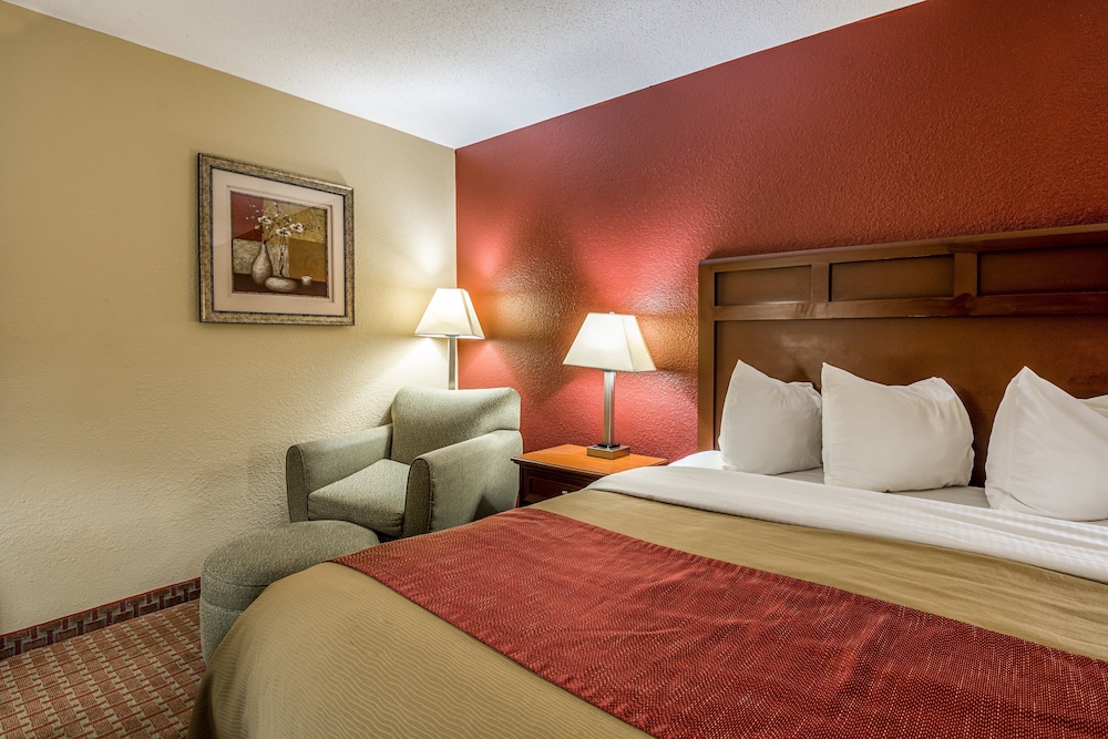 Superior Room, 1 King Bed, Non Smoking - Photo 13