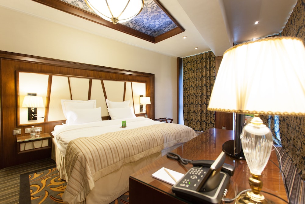 Suite photo 1