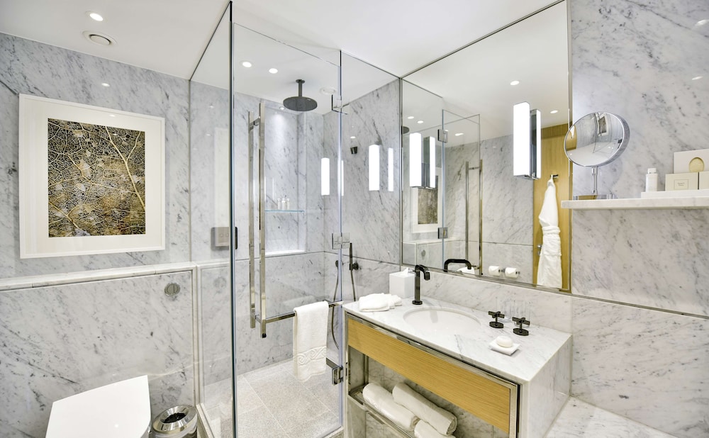 Spires Suite photo 2