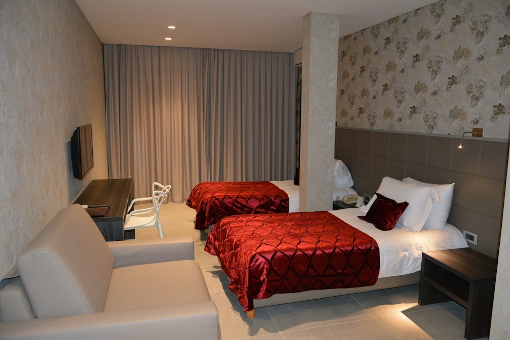 Deluxe Room, Garden View photo 2
