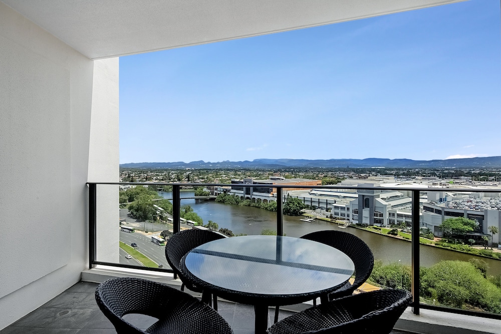 Apartment, 2 Bedrooms - Photo 20