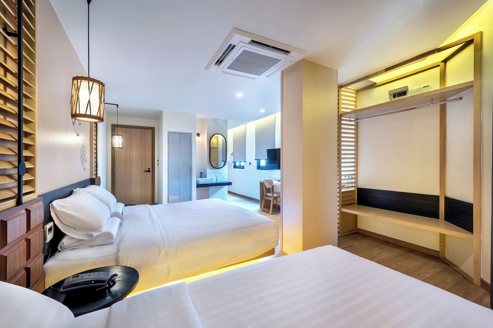 Deluxe Triple Room photo 2