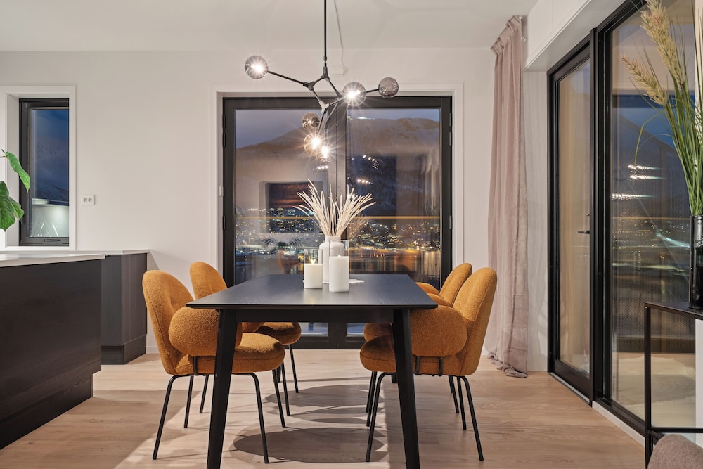 Exclusive Apartment photo 2