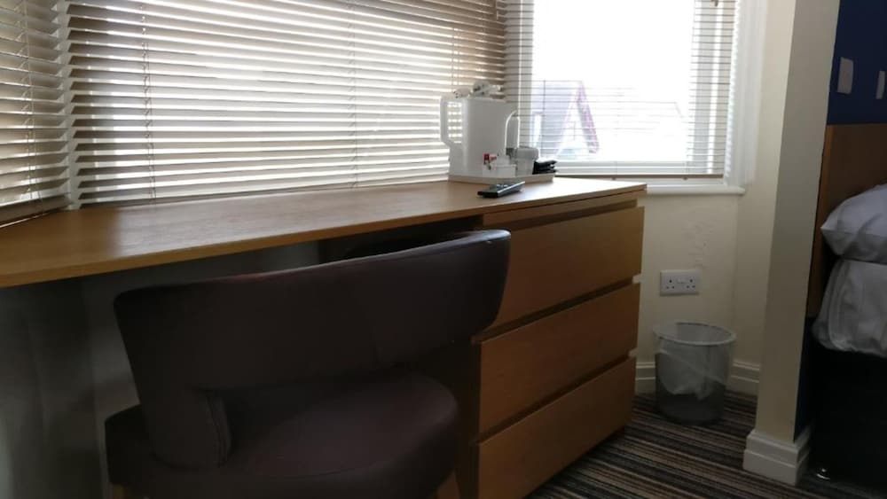 Superior Room, Multiple Beds (Family of 4) photo 3