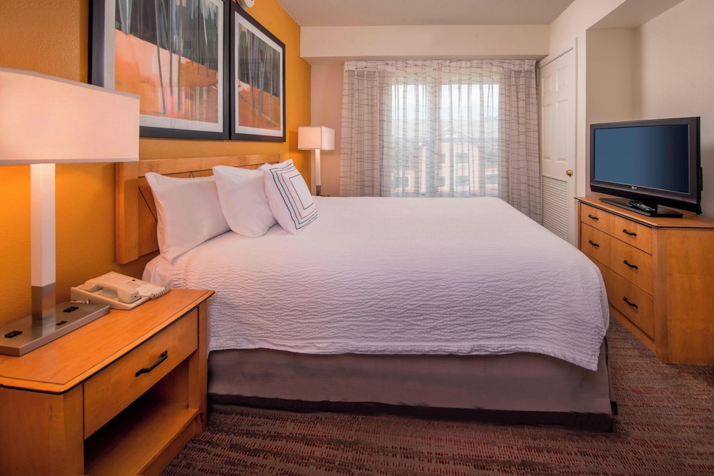 Suite, 1 Bedroom (Hearing Accessible)