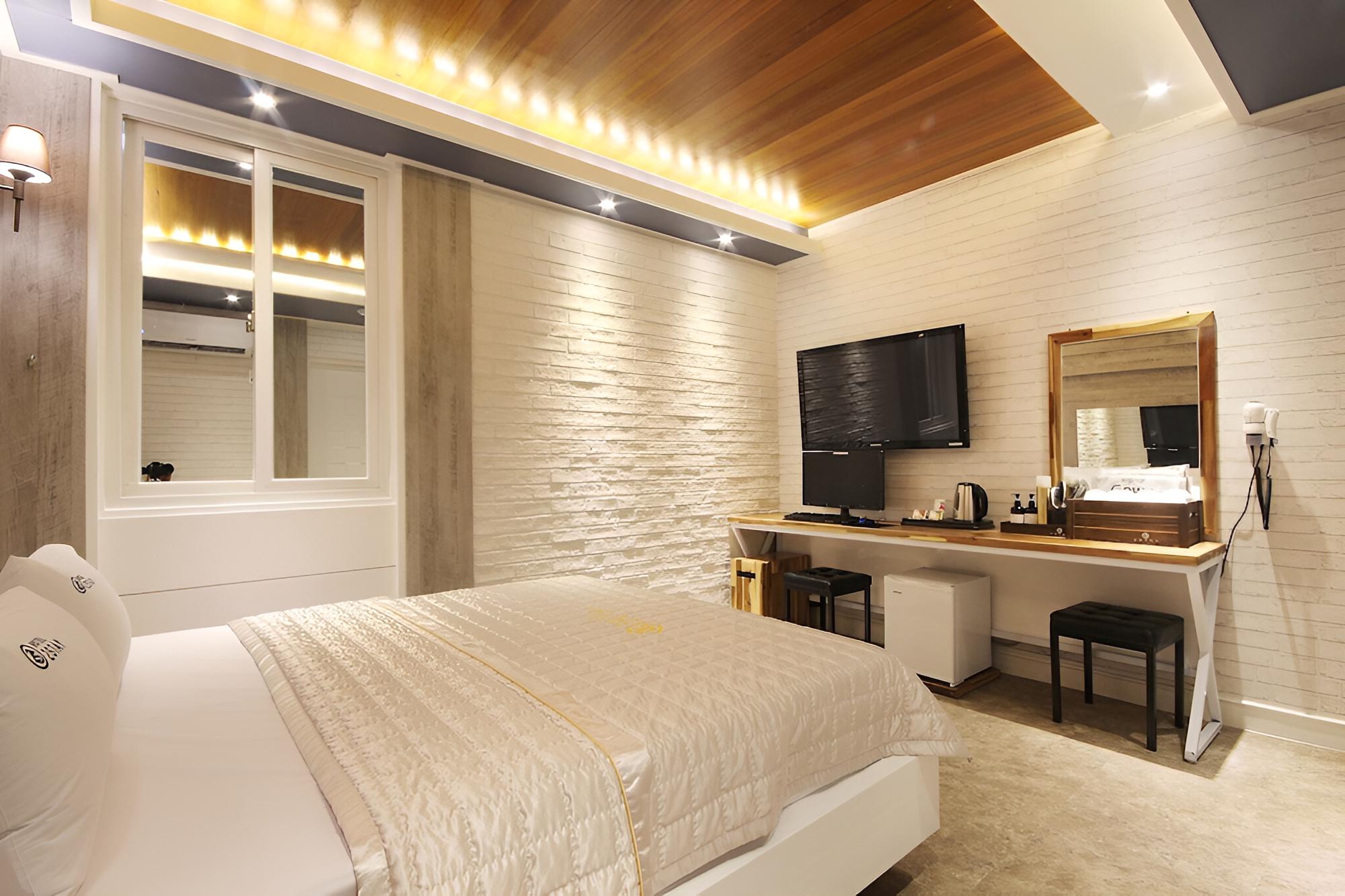 Room (Standard - Inquiry at the front of th) - Photo 2