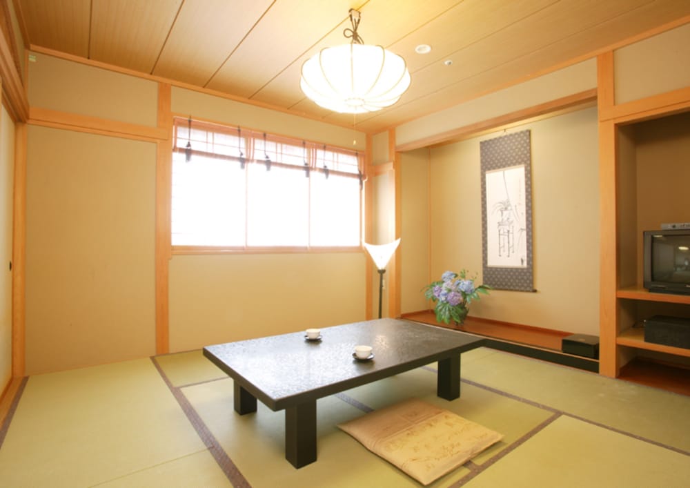 Japanese Room, Non Smoking
