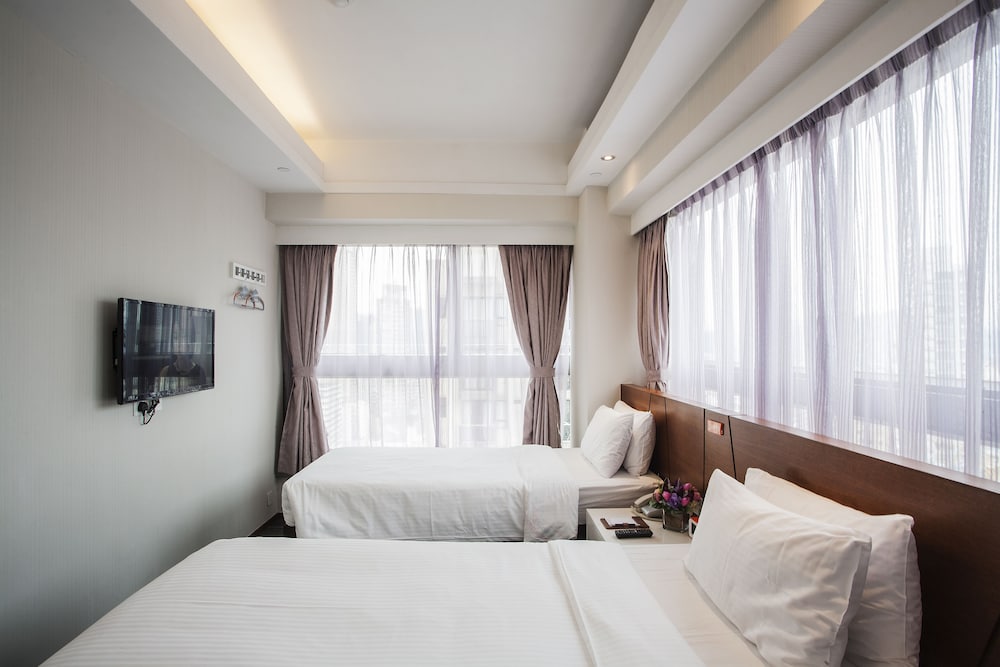 Supreme Twin Room photo 2