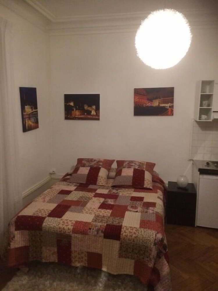 Double room, City view- Free Parking