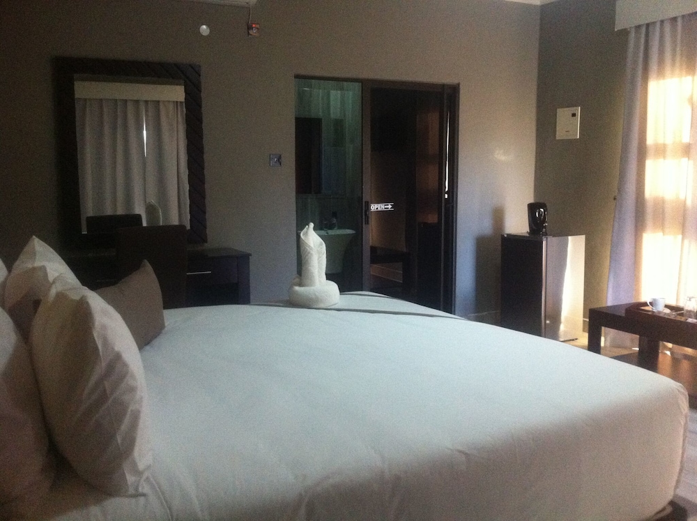 Deluxe Room, Garden View photo 3