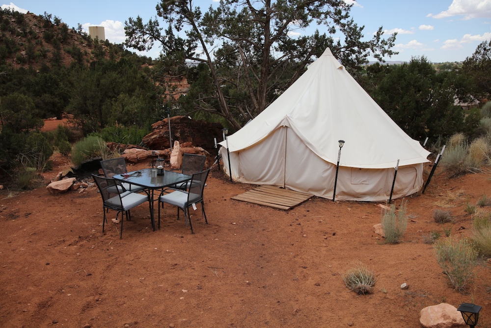 Deluxe Tent, 2 Queen Beds, Air conditioning, Mountain View