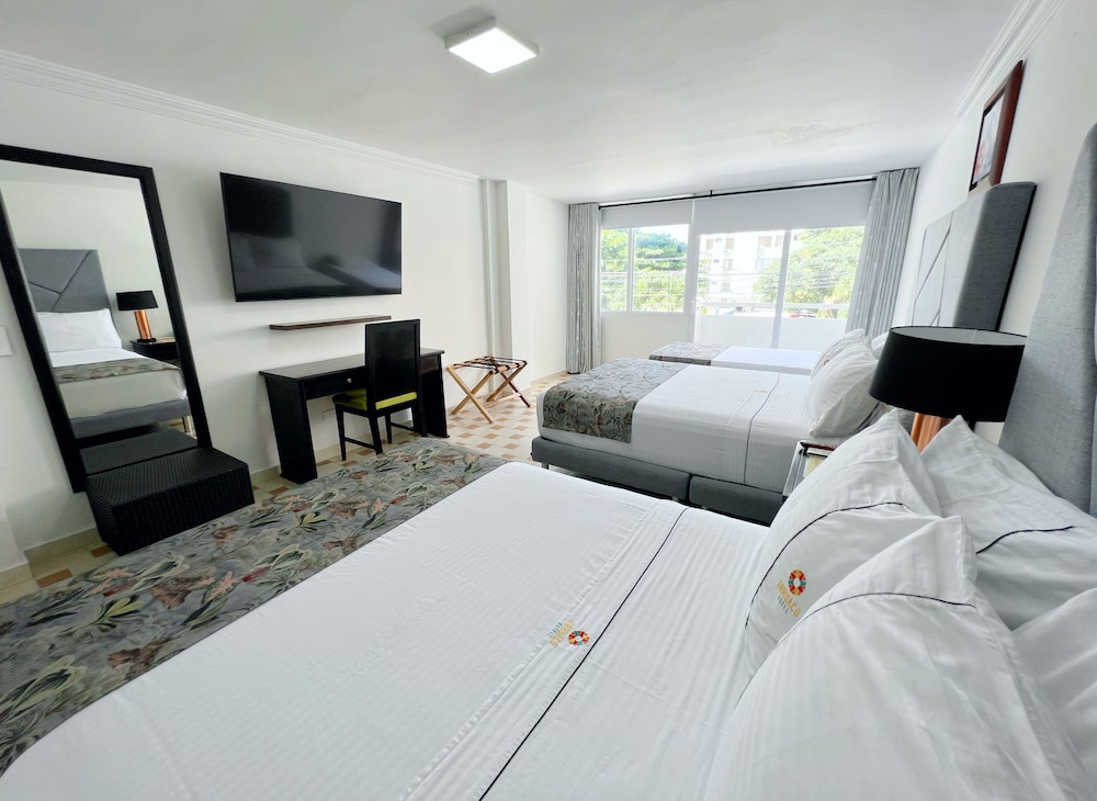 Luxury Double or Twin Room photo 1