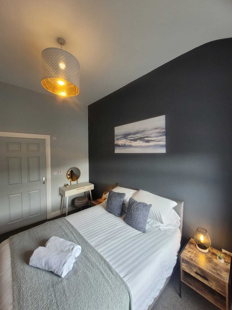 Standard Double Room, Ensuite photo 3