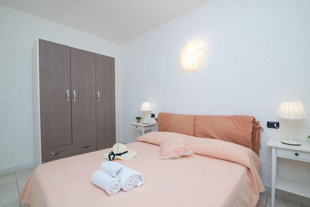 Standard Apartment, 2 Bedrooms, 2 Bathrooms (Scoglietto 41 150mt From The Sea) photo 3