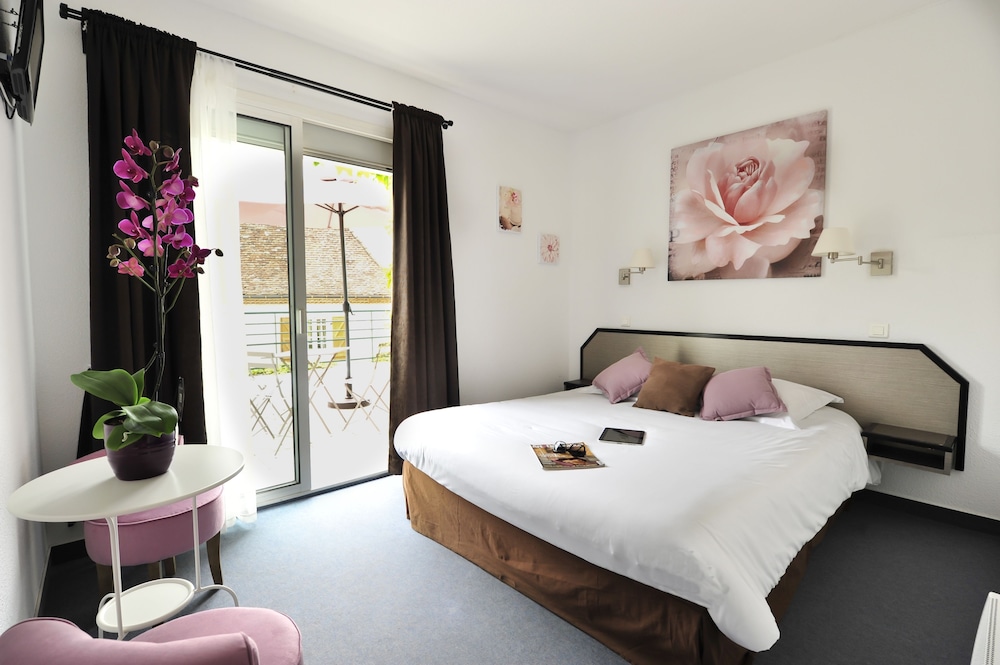 Family Triple Room, Terrace - Photo 4