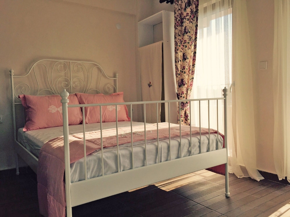 Deluxe Double Room, 1 Double Bed, Sea View photo 2