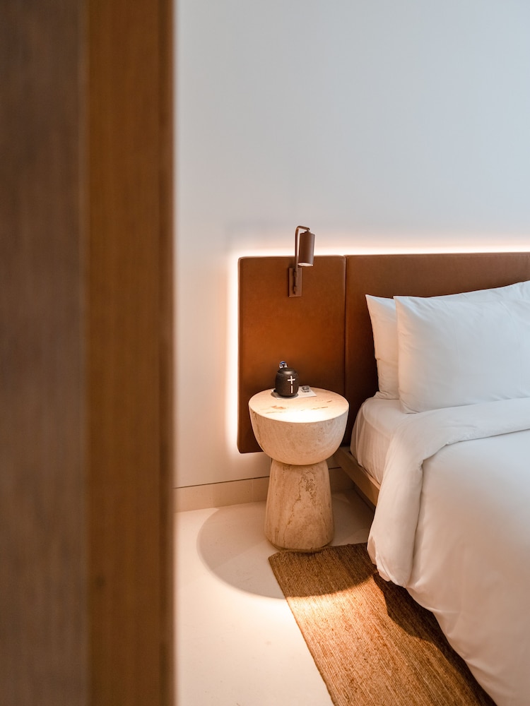 Superior Room, 1 King Bed (At C/ Privada)